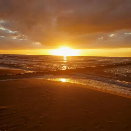 U Loni - Z Tarasem W Zacisznym Centrum Nad Morzem Z Parkingiem 度假居 *