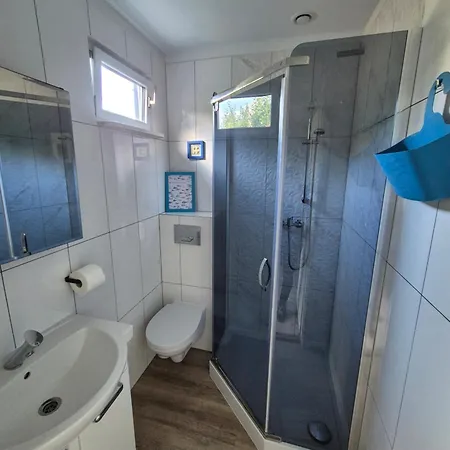 U Loni - Z Tarasem W Zacisznym Centrum Nad Morzem Z Parkingiem 波别罗沃