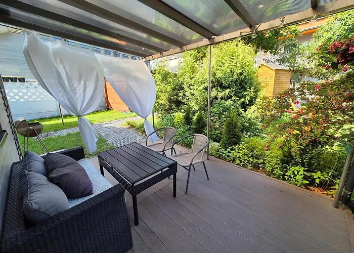 U Loni - Z Tarasem W Zacisznym Centrum Nad Morzem Z Parkingiem *