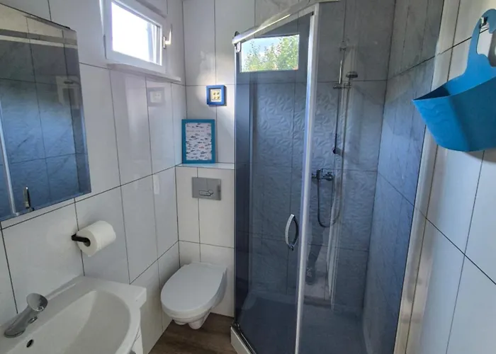 U Loni - Z Tarasem W Zacisznym Centrum Nad Morzem Z Parkingiem 波别罗沃